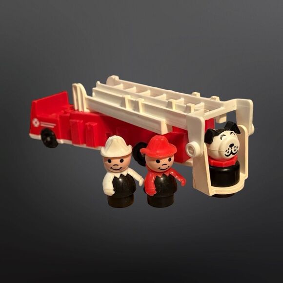 Vintage 1980s Fisher-Price Firetruck Firemen & Puppy Dog Set Red Black White - Picture 15 of 15